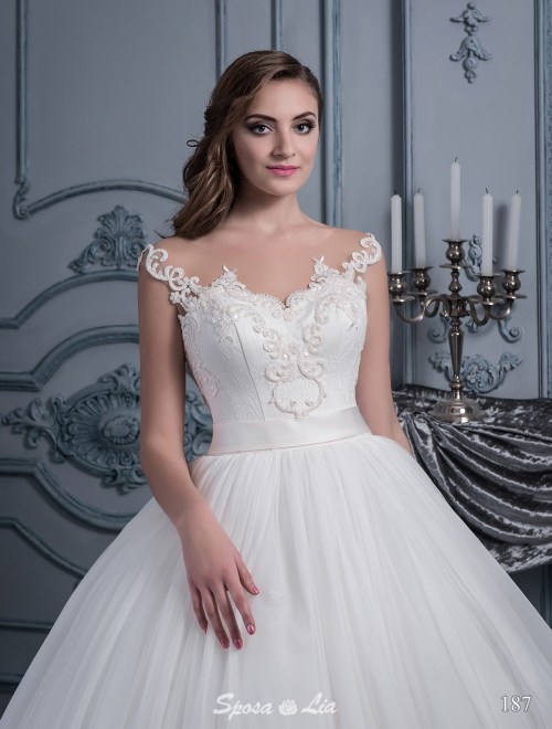 https://www.sposa-lia.com/images/stories/virtuemart/product/187       (2).jpg
